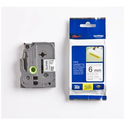 Brother TZE-S211 Etiket Beyaz Üzerine Siyah